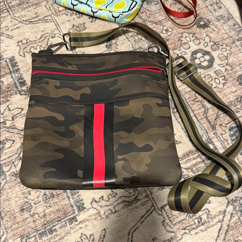 Haute shore Camouflage Crossbody Bag